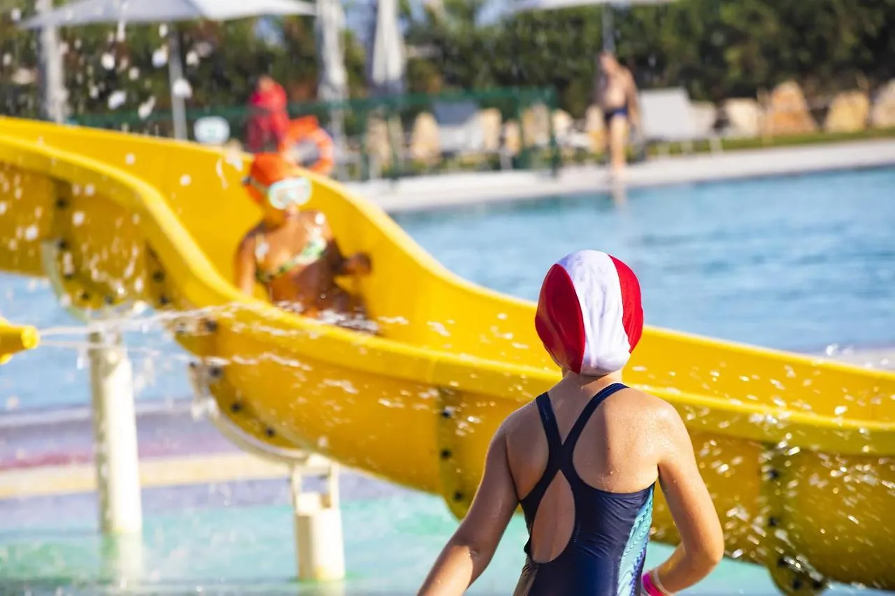 Camping Village Laguna Blu Fertilia Campsite